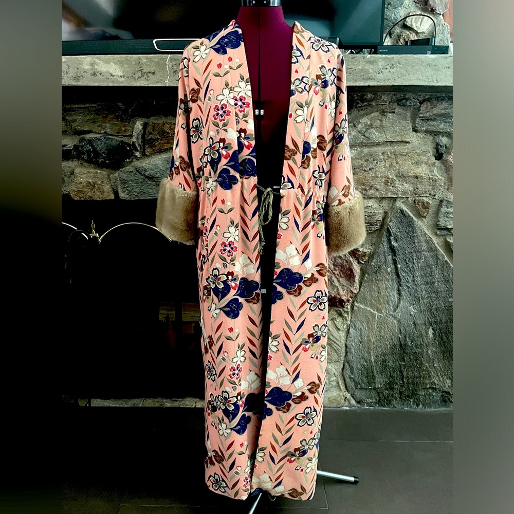 Zara TRF Outerwear Pink Floral Kimono